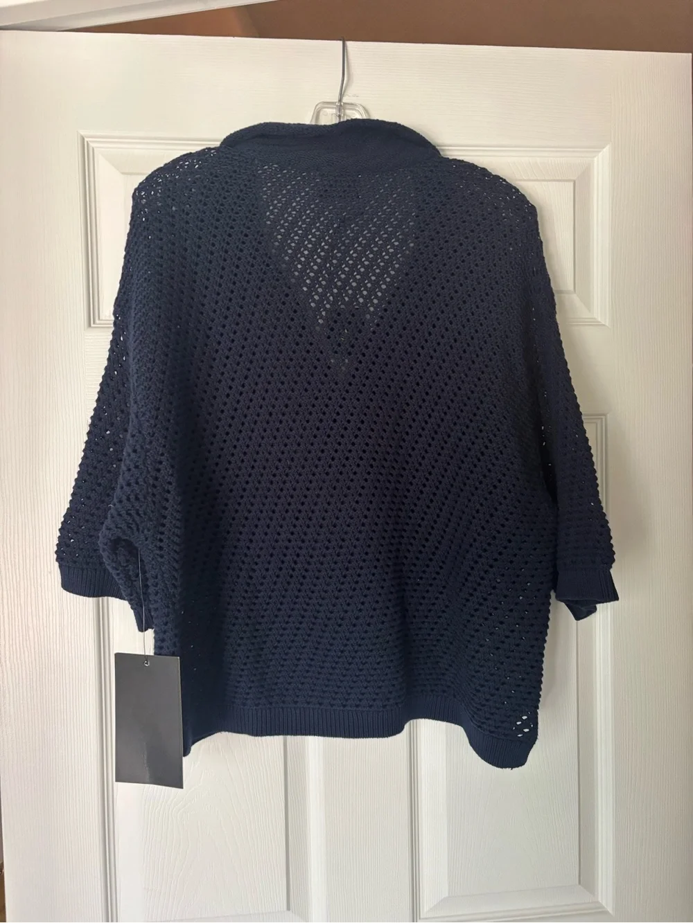 Tuckernuck Women’s Shirt - Picture 2 of 4